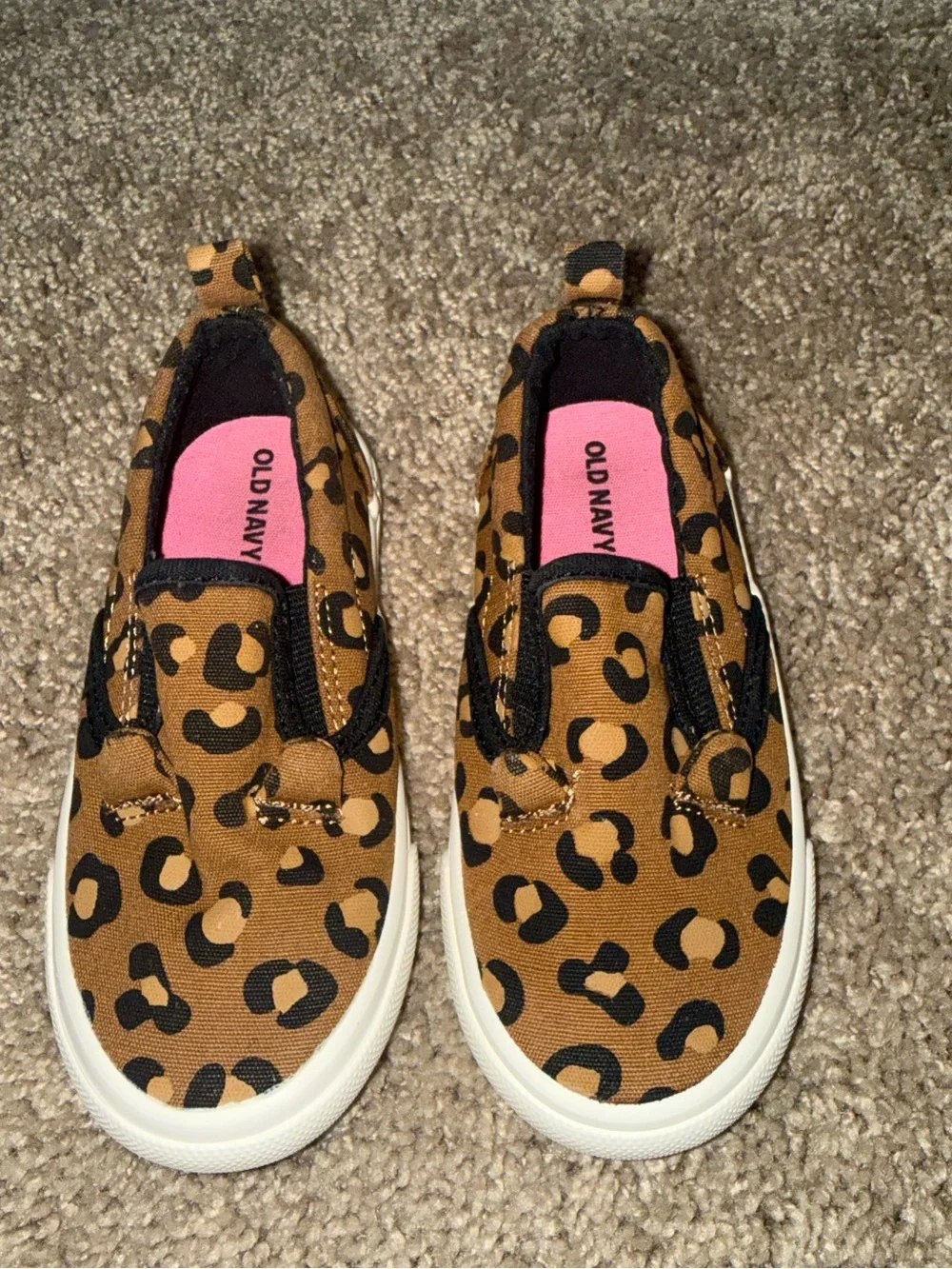 Toddler Girls Old Navy Slip-on Shoes SZ 8